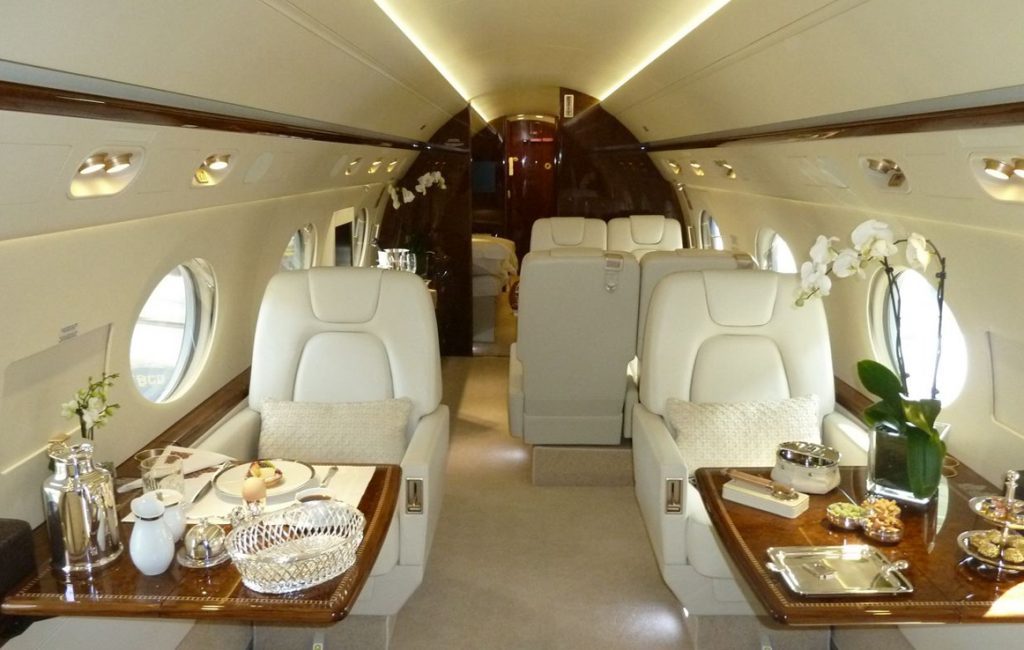 Luxury Aircraft Gulfstream G550 Business Jet Interior